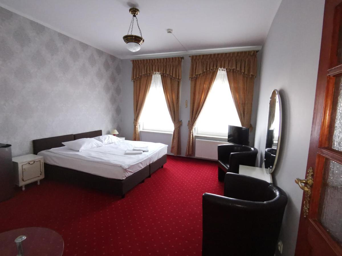 Hotel Nad Rzeczka Stary Toruń Kültér fotó